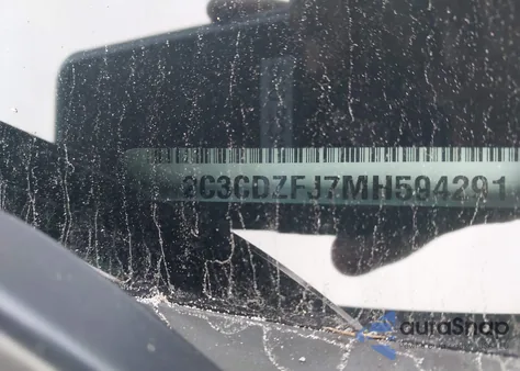 2021 Dodge Challenger R/T Scat Pack z USA, uszkodzony, nr VIN 2C3CDZFJ7MH594291